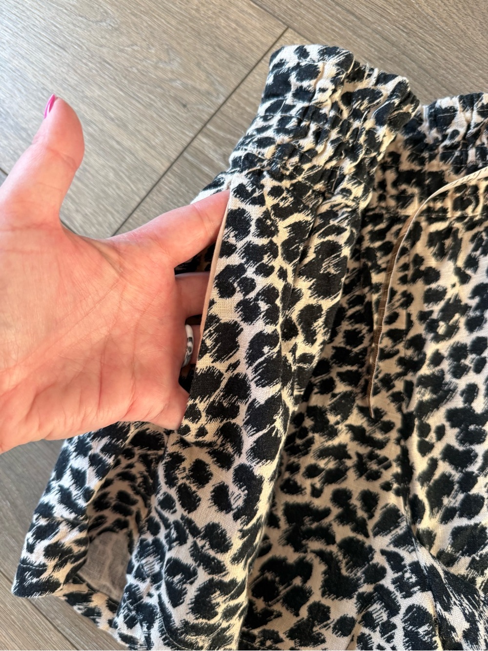 Anthropologie The Somerset Linen Cotton Blend Leopard Print Shorts Size XS - Picture 6 of 10